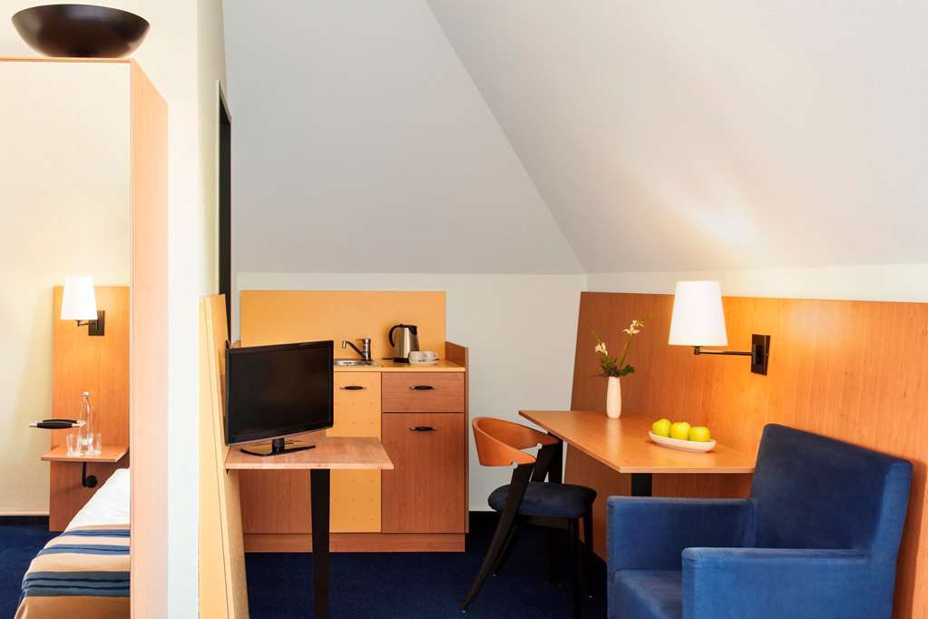 Intercityhotel Hotel 3*